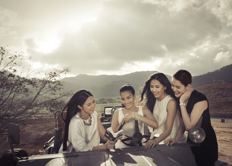 Hoa hậu Ngọc Hân, Á hậu Hoàng Anh, Á hậu Trương Thị May và Hoa hậu Biển Nguyễn Thị Loan trải nghiệm Lối sống Tỉnh Thức tại M'Drắk