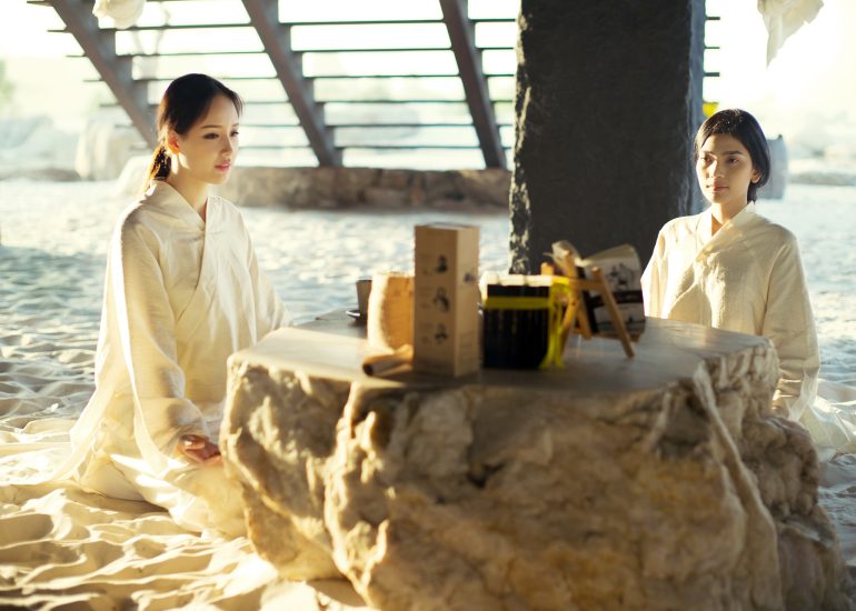 Hoa hậu Mai Phương Thúy và Á hậu Trương Thị May trải nghiệm Lối sống Tỉnh thức tại M'Drắk