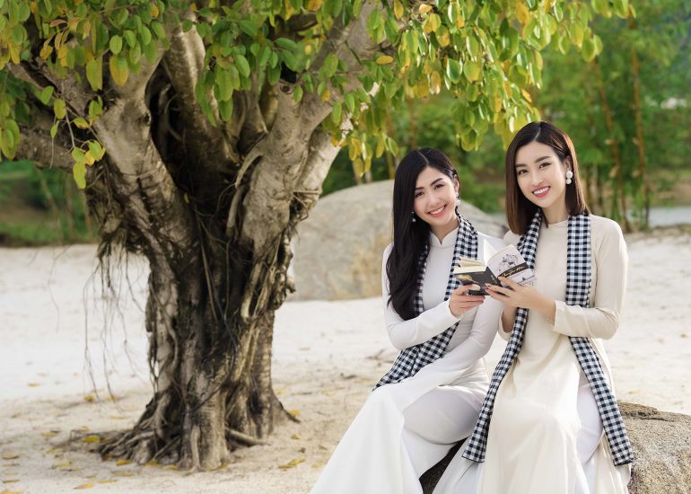 Hoa hậu Mỹ Linh và người đẹp Ngọc Linh trải nghiệm Lối sống Tỉnh thức tại M'Drắk