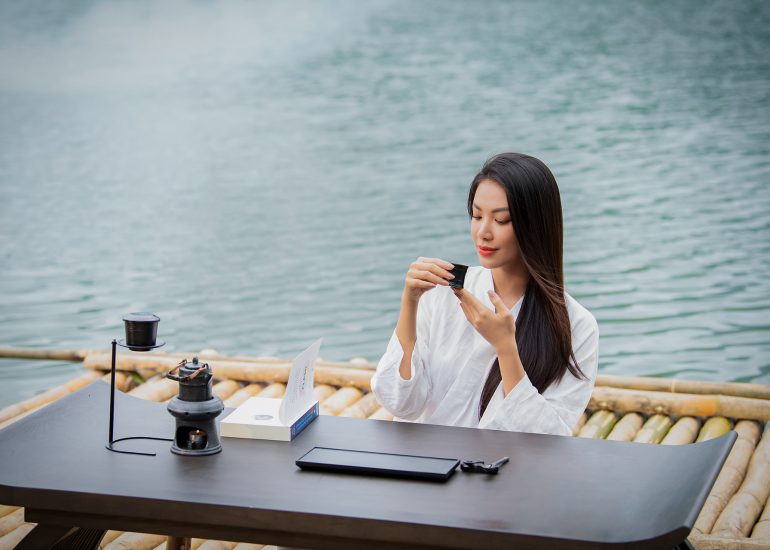 Á hậu Kim Duyên trải nghiệm Lối sống Tỉnh thức tại M'Drắk