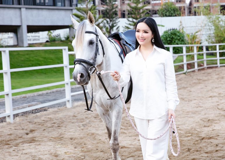 Hoa hậu Giáng My trải nghiệm Lối sống Tỉnh thức tại Bảo tàng Thế giới Cà phê