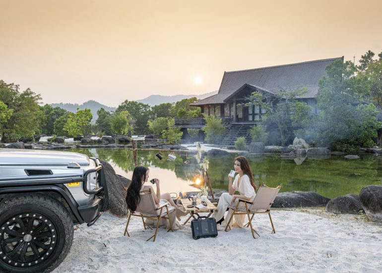 Á hậu Phương Nhi và Á hậu Ngọc Thảo trải nghiệm Lối sống Tỉnh thức tại M'Drắk