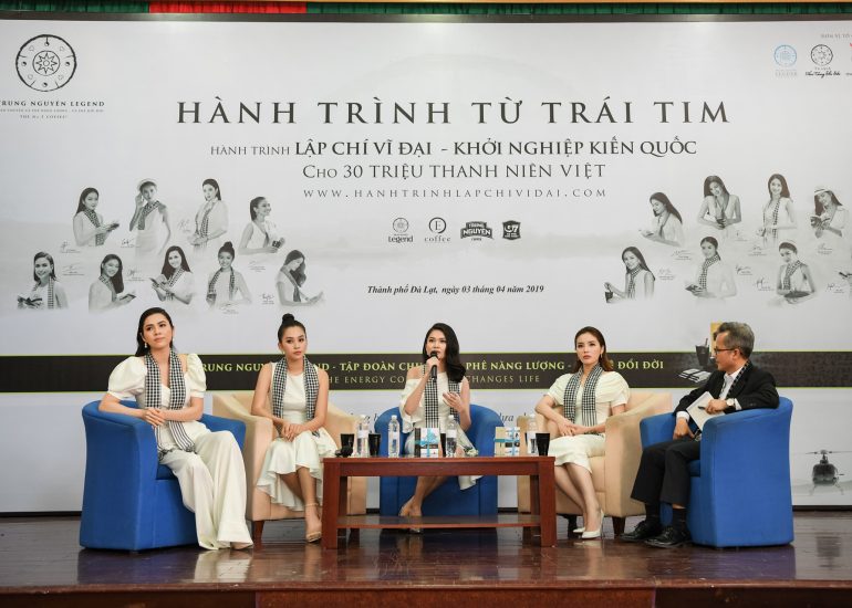 Hoa hậu Kỳ Duyên, Tiểu Vy và Á hậu Hoàng My, Thùy Dung giao lưu cùng sinh viên tại Đà Lạt