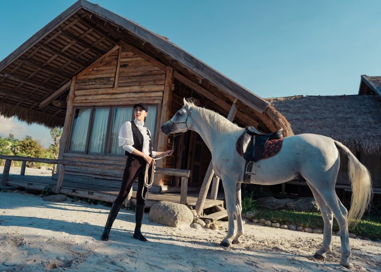 Hoa hậu Hà Kiều Anh trải nghiệm Lối sống Tỉnh thức tại M'Drắk