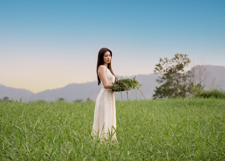 Á hậu Ngọc Thảo trải nghiệm Lối sống Tỉnh thức tại M'Drắk