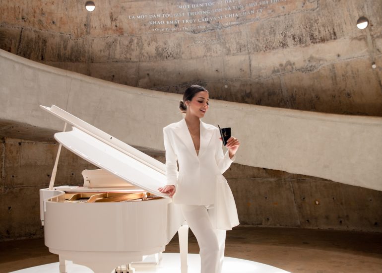 Hoa hậu Hòa bình Quốc tế 2023 Luciana Fuster trải nghiệm Lối sống Tỉnh thức tại Thành phố Cà phê, Đắk Lắk