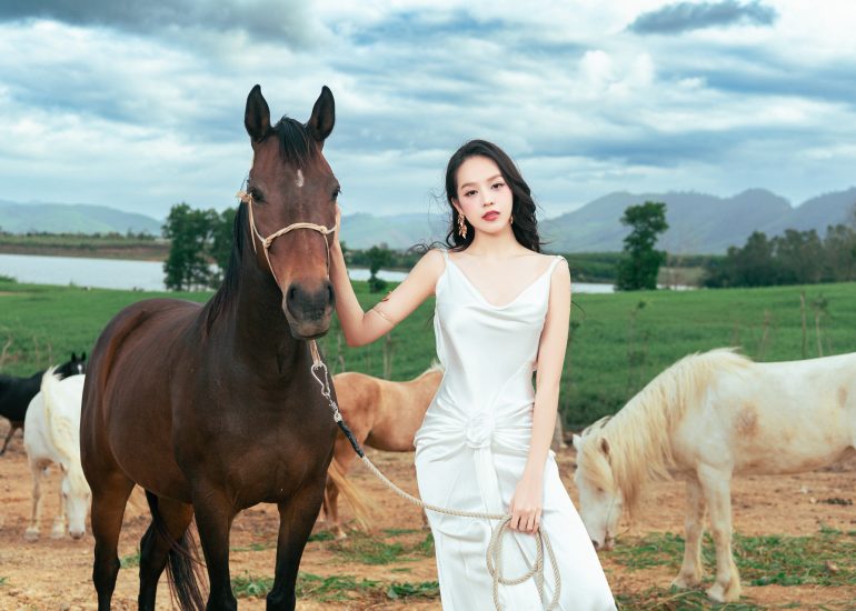 Hoa hậu Thanh Thủy trải nghiệm Lối sống Tỉnh thức tại M'Drắk