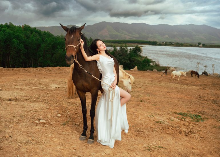 Hoa hậu Thanh Thủy trải nghiệm Lối sống Tỉnh thức tại M'Drắk