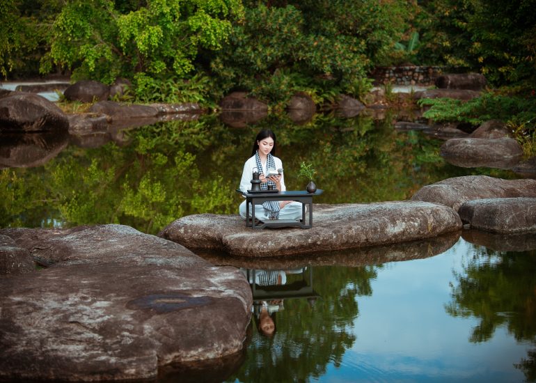 Hoa hậu Đoàn Thu Thủy trải nghiệm Lối sống Tỉnh thức tại M'Drắk